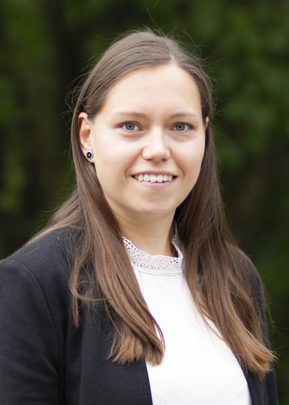 Portrait_Stolz-2_klein